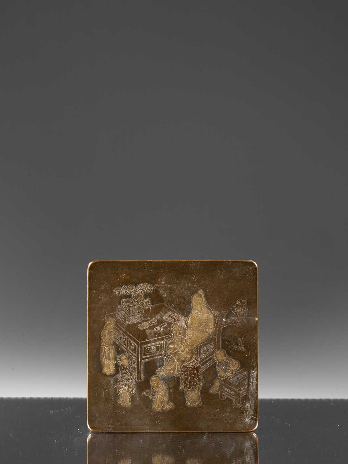 Lot 41 - INK BOX