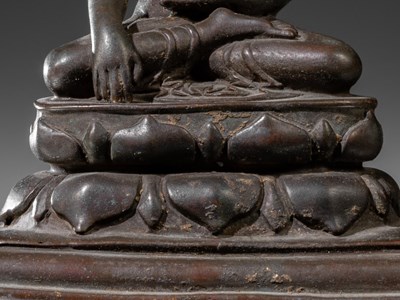 Lot 9 - BUDDHA BRONZE INDIA NALANDA 8TH CENTURY OR POSSIBLY LATER
