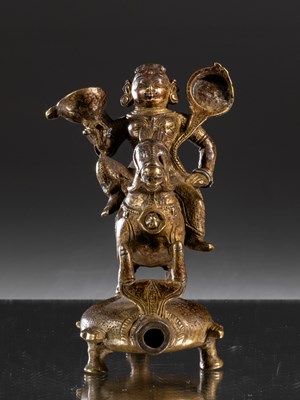 Lot 225 - YAMUNA OR DEEPALAKSHMI OR A COSMETIC HOLDER