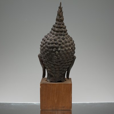 Lot 61 - (R) BRONZE SUKOTHAI STYLE HEAD OF A BUDDHA THAILAND 1950's
