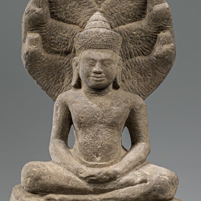 Lot 4 - SANDSTONE BUDDHA MUCHALINDA SOUTH-EAST ASIA 11TH CENTURY