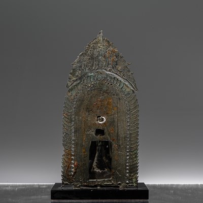 Lot 74 - LOPBURI BRONZE BUDDHA 14TH CENTURY SOUTH-EAST ASIA