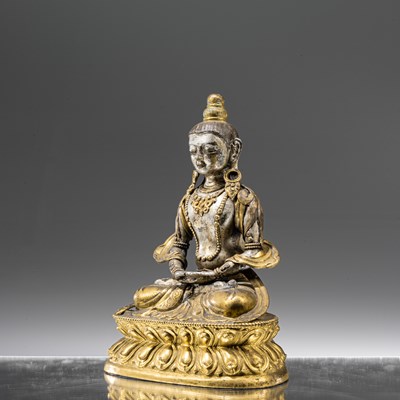 Lot 73 - CHINESE SILVER GILT AMITAYUS QING DYNASTY 18TH CENTURY