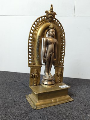 Lot 95 - STANDING BRONZE JAIN PARSHVA, THE 23RD TIRTHANKARA 15TH CENTURY
