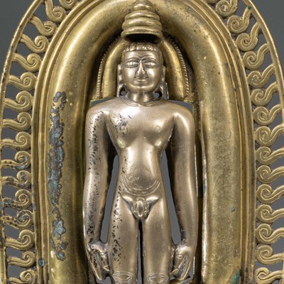Lot 95 - STANDING BRONZE JAIN PARSHVA, THE 23RD TIRTHANKARA 15TH CENTURY