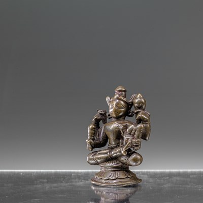 Lot 38 - BRONZE VISHNU AND LAKSHMI INDIA 16TH CENTURY