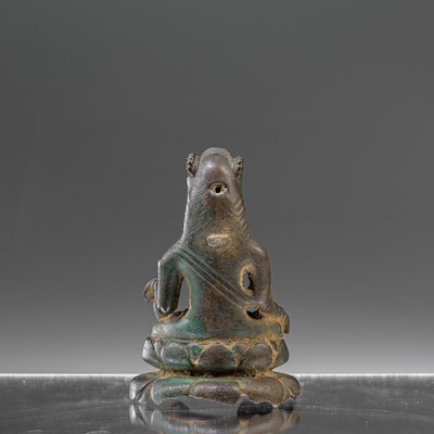 Lot 78 - BUDDHA MAITREYA BRONZE SWAT VALLEY 7TH CENTURY