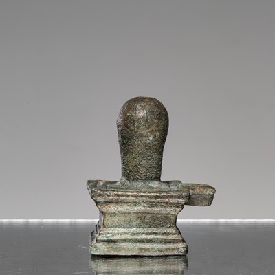 Lot 85 - BRONZE LINGAM CAMBODIA 13TH CENTURY