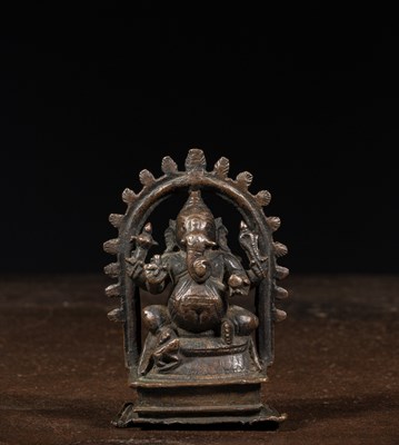 Lot 190 - GANESHA INDIA BRONZE 16TH CENTURY
