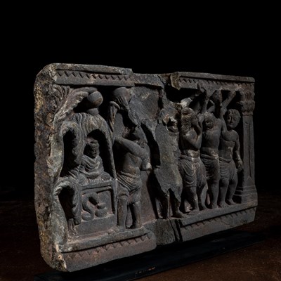 Lot 3 - GREY SCHIST RELIEF WITH CONSORTS GANDHARA 4TH CENTURY