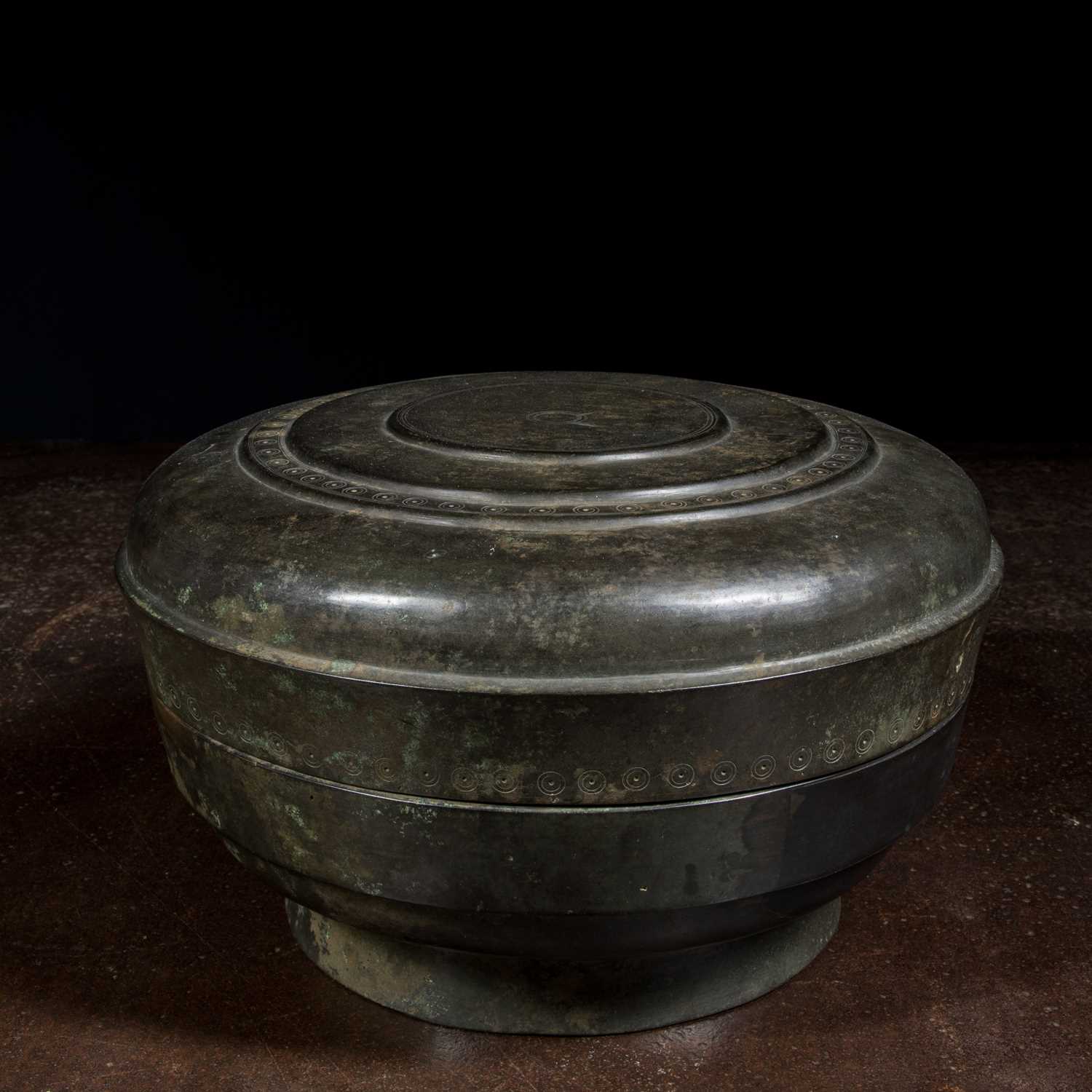 Lot 61 - LARGE BRONZE BOX THAILAND 15TH CENTURY