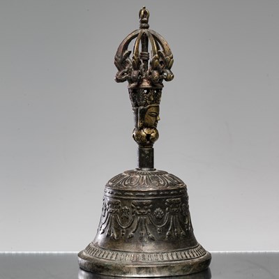 Lot 21 - TIBETAN BRONZE GHANTA 18TH CENTURY