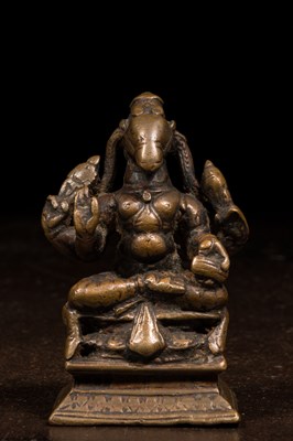 Lot 139 - HAJAGRIVA BRONZE INDIA 17TH CENTURY
