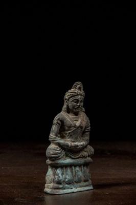 Lot 32 - SEATED BRONZE BODHISATVVA GANDHARA STYLE 4TH CENTURY