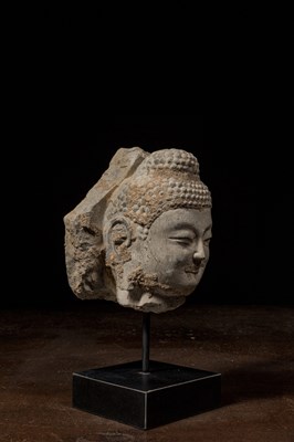 Lot 2 - NORTHERN QI MARBLE HEAD 6TH CENTURY CHINA