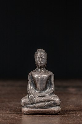 Lot 69 - SEATED BUDDHA SILVER THAILAND 18TH CENTURY