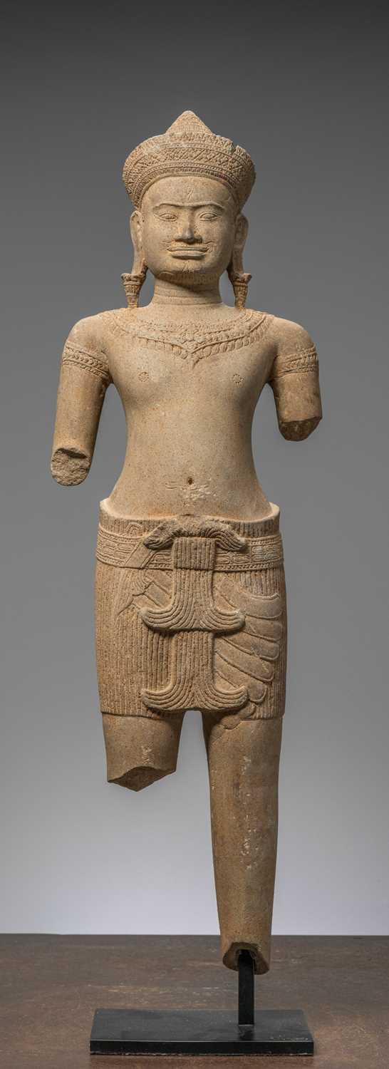 Lot 21 - STANDING SANDSTONE SHIVA ANGKOR WAT 12TH CENTURY