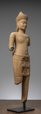 Lot 21 - STANDING SANDSTONE SHIVA ANGKOR WAT 12TH CENTURY
