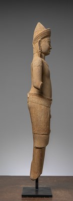 Lot 21 - STANDING SANDSTONE SHIVA ANGKOR WAT 12TH CENTURY