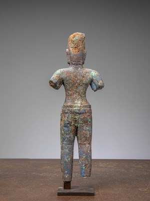 Lot 97 - STANDING CARVED MALACHITE VISHNU ANGKOR PERIIOD KULEN STYLE 9TH CENTURY