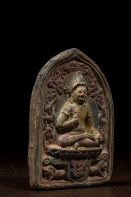 Lot 74 - CLAY TSA TSA DEPICTING VAJRASATTVA BUDDHA TIBET 18TH CENTURY WITH IMPORTANT SEAL ATTHE BACK