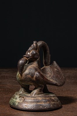 Lot 66 - DUCK SHAPED OPIUM WEIGHT BURMA 17TH CENTURY , 2,5 VISS
