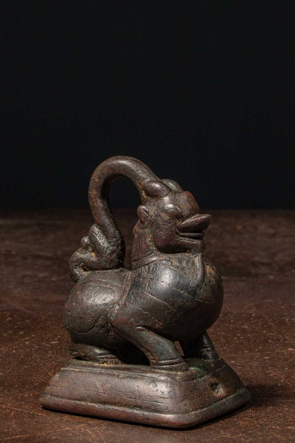 Lot 64 - LION SHAPED OPIUM WEIGHT BURMA 18TH CENTURY , 1 VISS