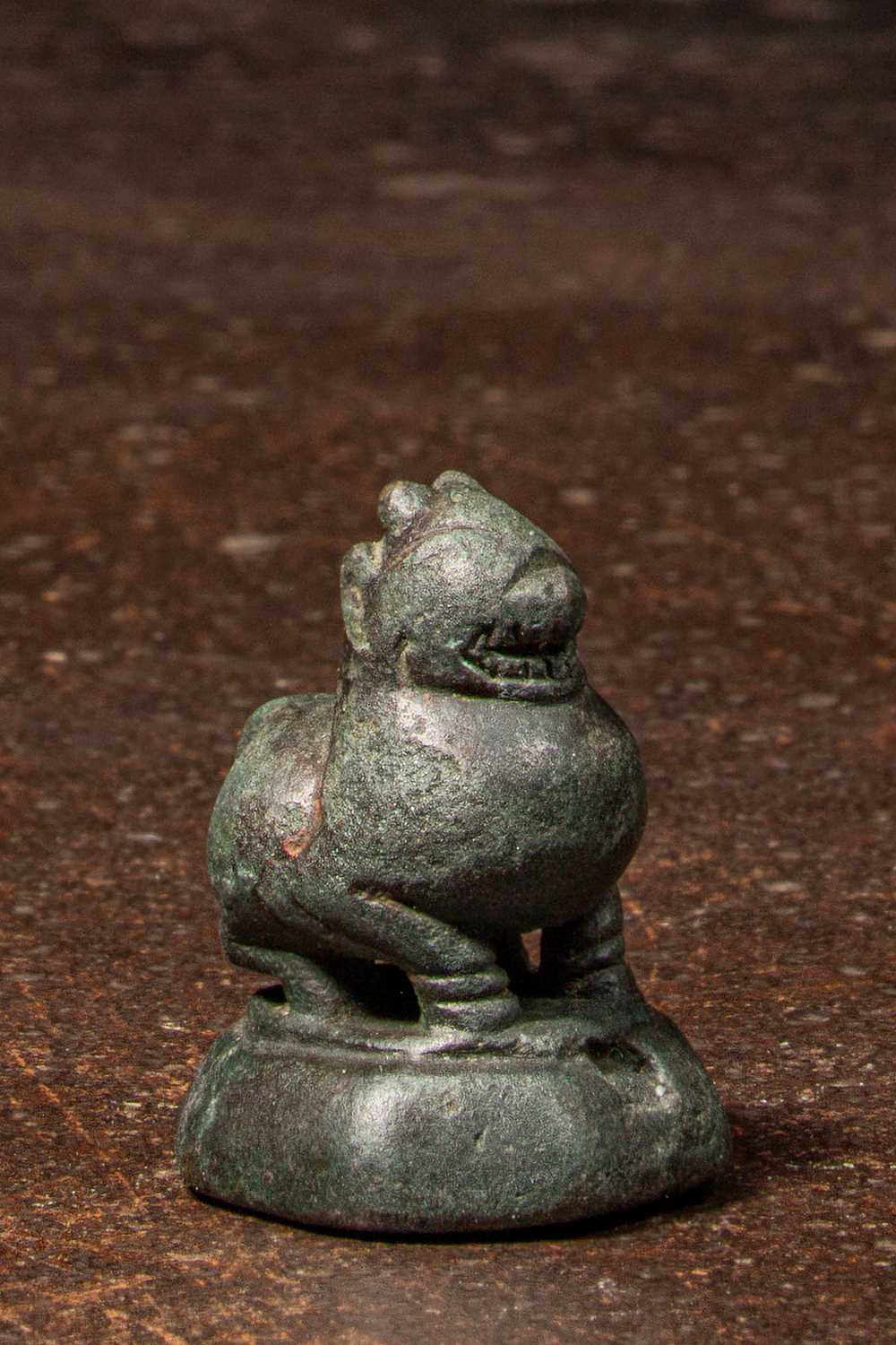 Lot 63 - LION SHAPED OPIUM WEIGHT BURMA , APPROXIMATELY 1680 , 5 TICAL