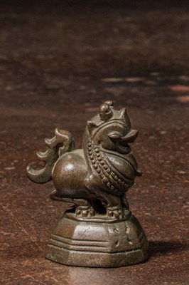 Lot 65 - LION SHAPED BRONZE OPIUM WEIGHT BURMA 19TH CENTURY 10 Tical