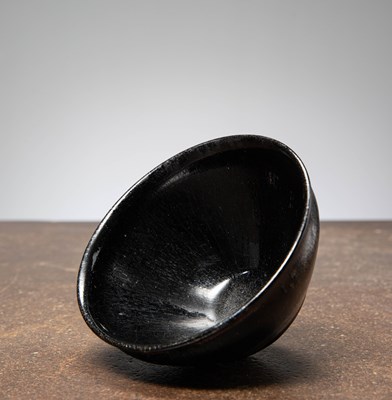 Lot 41 - A BLACK-GLAZED JIAN WARE TEA BOWL, CHINA SONG DYNASTY (960-1279)