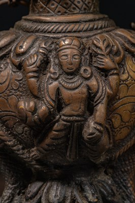 Lot 20 - BRONZE BETEL NUT CONTAINER NEPAL 18TH CENTURY