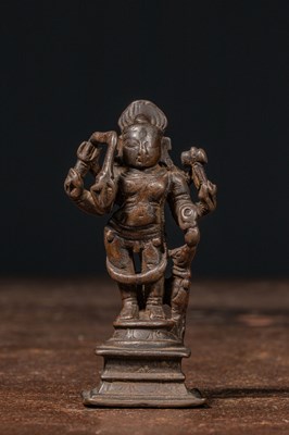 Lot 212 - A STANDING BRONZE FIGURE OF BHAIRAVA INDIA 16TH CENTURY