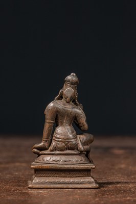 Lot 51 - STANDING BRONZE PARVATI SOUTH INDIA 16TH CENTURY