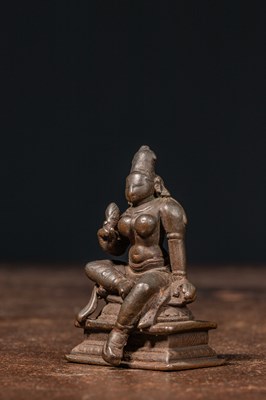 Lot 51 - STANDING BRONZE PARVATI SOUTH INDIA 16TH CENTURY