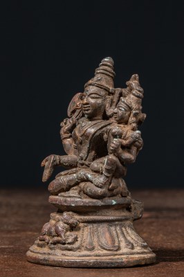 Lot 14 - SHIVA AND PARVATI INDIA BRONZE 18TH CENTURY ORISSA
