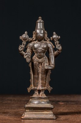 Lot 123 - STANDING BRONZE VISHNU NEPAL 15TH CENTURY