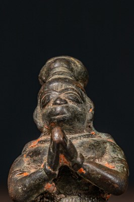 Lot 44 - KNEEILING BRONZE HANUMAN INDIA 16TH CENTURY