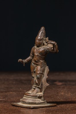 Lot 28 - STANDING BRONZE RAMA NEPAL 16TH CENTURY