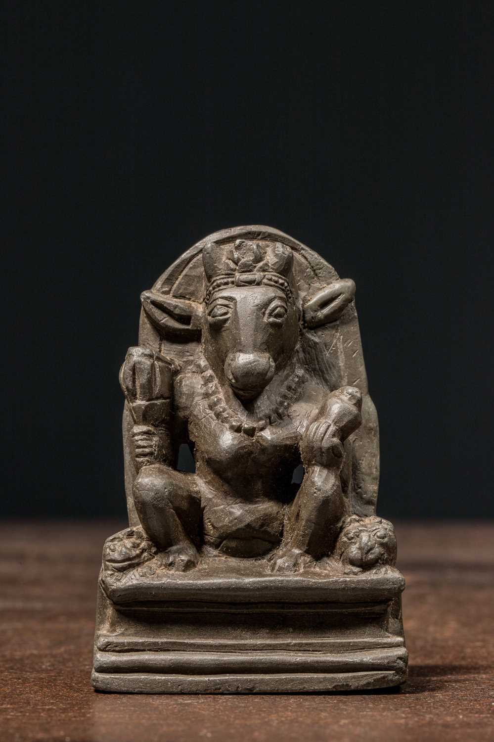 Lot 26 - BULLHEADED KASHMIR STONE 12TH CENTURY