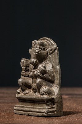 Lot 26 - BULLHEADED KASHMIR STONE 12TH CENTURY