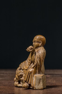 Lot 2 - STONE KUKURIPA LAMA TIBET 15TH - 16TH CENTURY
