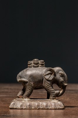 Lot 42 - BRONZE ELEPHANT TIBET 18TH CENTURY