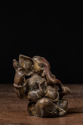 Lot 1 - SEATED BRONZE GANESHA NEPAL OR INDIA 18TH CENTURY