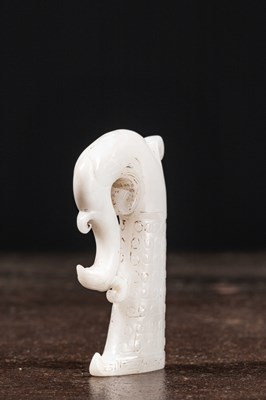 Lot 95 - (R) WHITE JADE IN RHYTON SHAPE CHINA 18TH CENTURY