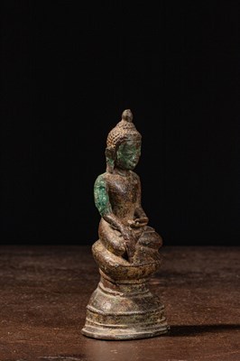 Lot 22 - (R) SEATED BRONZE BUDDHA BIRMA 17TH CENTURY