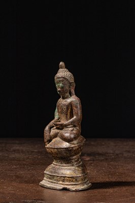 Lot 22 - (R) SEATED BRONZE BUDDHA BIRMA 17TH CENTURY