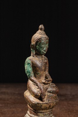 Lot 22 - (R) SEATED BRONZE BUDDHA BIRMA 17TH CENTURY