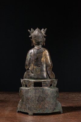 Lot 89 - (R) SEATED GUANYIN WITH INSCRIPTION BRONZE 13TH CENTURY