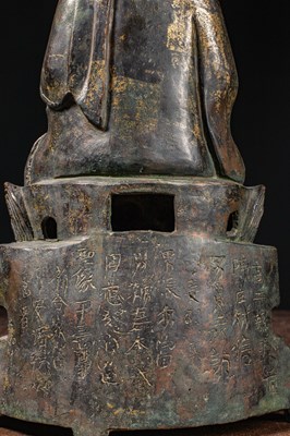 Lot 89 - (R) SEATED GUANYIN WITH INSCRIPTION BRONZE 13TH CENTURY