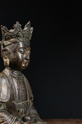 Lot 89 - (R) SEATED GUANYIN WITH INSCRIPTION BRONZE 13TH CENTURY